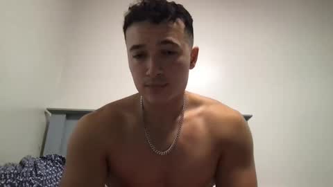 seveninchsteve_ online show from December 16, 6:53 am