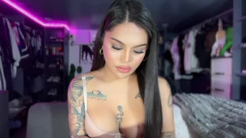 Snapshot of sex_madness101 chatting on May 11, 4:04 pm tan online show from May 11, 4:04 pm