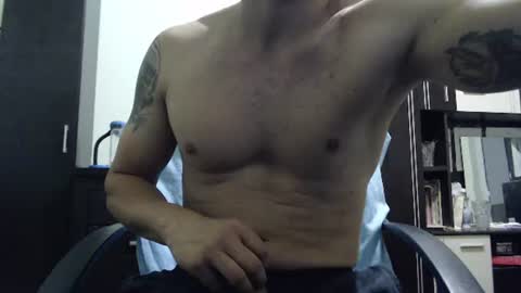 Snapshot of sexandsexy1999 chatting on July 18, 6:56 pm Daniel Taylor online show from July 18, 6:56 pm