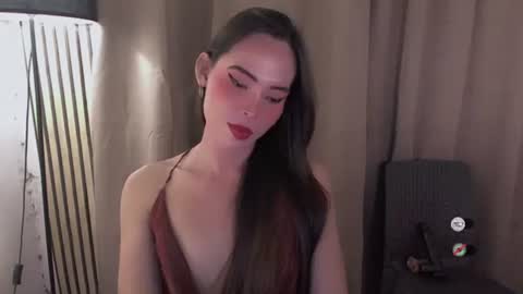 Snapshot of sexbombvenice chatting on June 18, 9:14 am Venice online show from June 18, 9:14 am