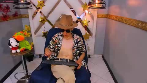 sexdumbi online show from October 18, 9:59 pm