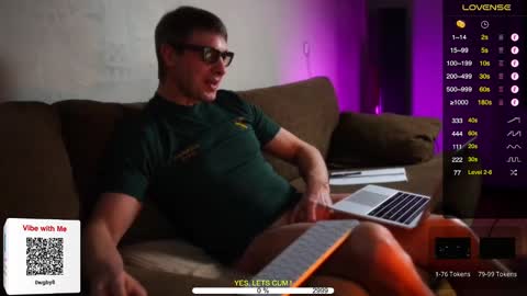 Snapshot of sexespresso chatting on December 22, 3:00 pm Thank you for Birthday Wishes online show from December 22, 3:00 pm