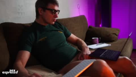 Snapshot of sexespresso chatting on January 17, 4:04 pm Thank you for Birthday Wishes online show from January 17, 4:04 pm