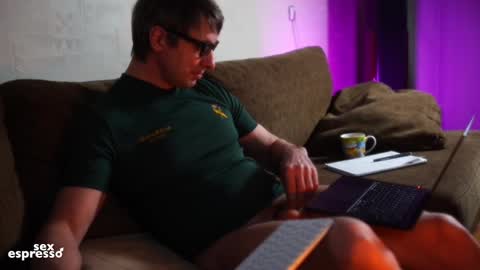 Snapshot of sexespresso chatting on February 28, 8:18 pm Thank you for Birthday Wishes online show from February 28, 8:18 pm