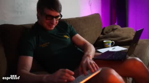 Snapshot of sexespresso chatting on March 6, 10:15 pm Thank you for Birthday Wishes online show from March 6, 10:15 pm