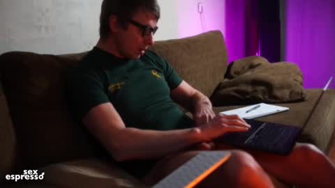 Snapshot of sexespresso chatting on March 9, 12:31 am Thank you for Birthday Wishes online show from March 9, 12:31 am