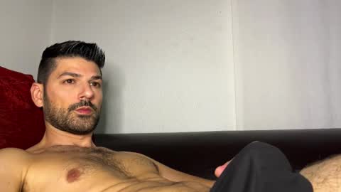 Snapshot of sexfriendch chatting on November 4, 5:23 pm Lucenzo online show from November 4, 5:23 pm