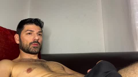 Snapshot of sexfriendch chatting on November 26, 10:05 am Lucenzo online show from November 26, 10:05 am