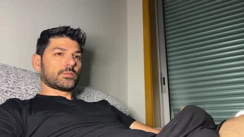 Lucenzo  online show from May 25, 3:40 pm