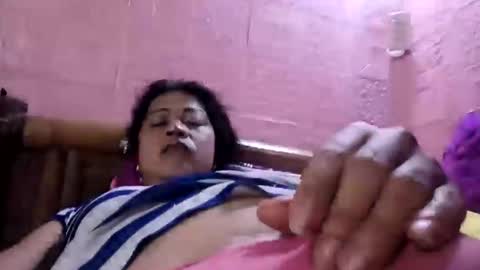 Snapshot of sexgoddesses4u chatting on November 23, 4:07 pm Ems online show from November 23, 4:07 pm