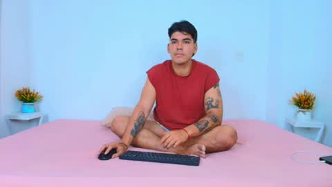 Snapshot of sexinhome_ chatting on July 15, 4:40 am Marie Tylor online show from July 15, 4:40 am