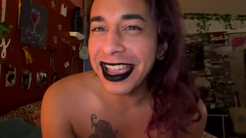 sexiwhiskey699 online show from January 5, 5:20 pm