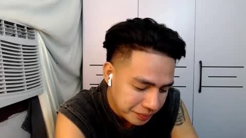 Snapshot of sexloversxxxx chatting on November 9, 4:55 am HI I AM JAMESPLEASE LET ME DO SOME HOT SHOWS FOR YOU HERE FOR MY SCHOOL AND FOR MY FAMILY online show from November 9, 4:55 am