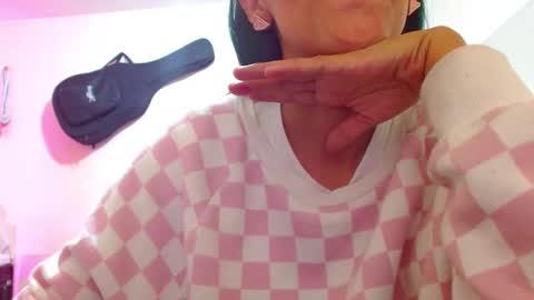 Snapshot of sexmilkdirty chatting on December 24, 3:16 am sexmilkdirty online show from December 24, 3:16 am