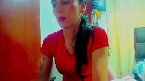 sexmilkdirty online show from June 30, 8:43 pm