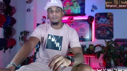 Aharon  ravelo online show from February 17, 3:47 am