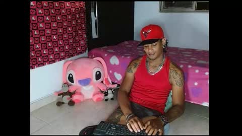 Aharon  ravelo online show from March 1, 7:43 am