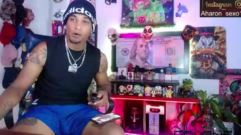 Aharon  ravelo online show from March 6, 3:03 am