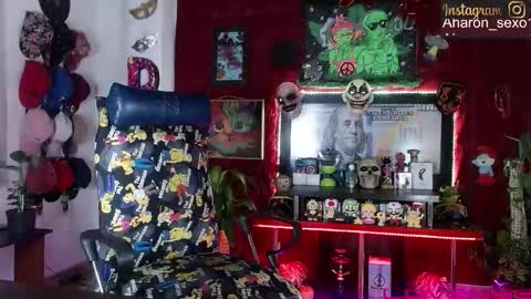 Aharon  ravelo online show from March 17, 4:17 am