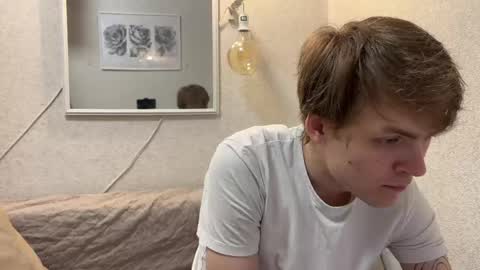 Jennis and OliverPvt is open online show from April 24, 6:10 pm