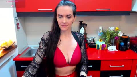 sexqueen1111 online show from February 3, 5:03 pm