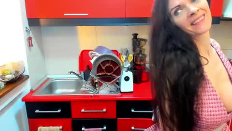 sexqueen1111 online show from February 8, 4:36 am