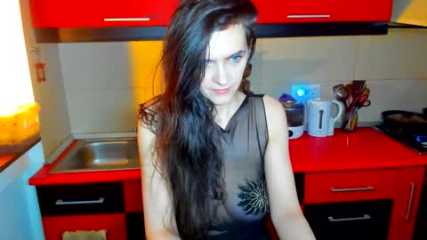 sexqueen1111 online show from February 25, 10:52 pm