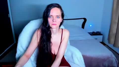 sexqueen1111 online show from July 26, 6:48 pm