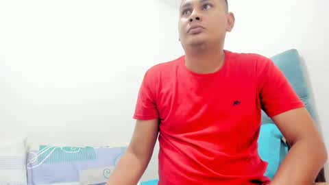 Snapshot of sexreal96_ chatting on June 18, 9:47 am sexreal96_ online show from June 18, 9:47 am