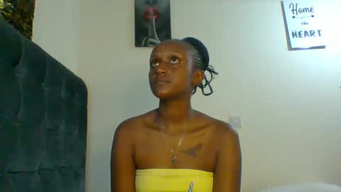 Snapshot of sexsy_sally chatting on December 10, 5:22 pm sexsysally online show from December 10, 5:22 pm