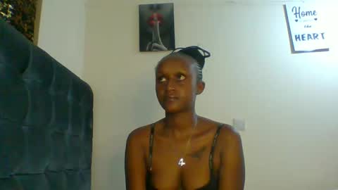 Snapshot of sexsy_sally chatting on December 12, 9:04 pm sexsysally online show from December 12, 9:04 pm