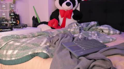 Snapshot of sextape_couple chatting on May 6, 12:32 pm Ask me online show from May 6, 12:32 pm