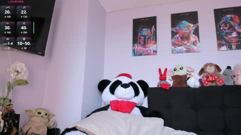 Snapshot of sextape_couple chatting on May 13, 4:15 pm Ask me online show from May 13, 4:15 pm