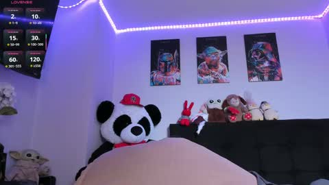 Snapshot of sextape_couple chatting on May 14, 12:56 pm Ask me online show from May 14, 12:56 pm