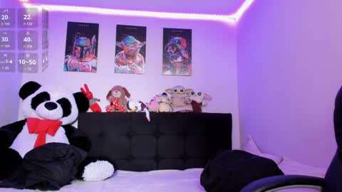Snapshot of sextape_couple chatting on May 27, 2:25 pm Ask me online show from May 27, 2:25 pm