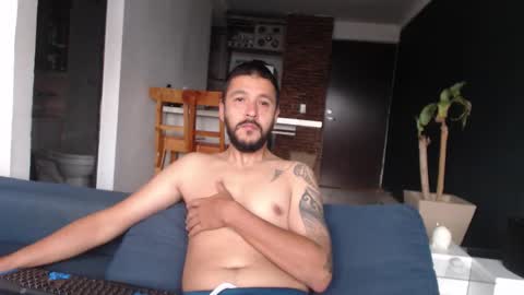 Snapshot of sexual_devils chatting on November 4, 11:20 am sexual_devils online show from November 4, 11:20 am