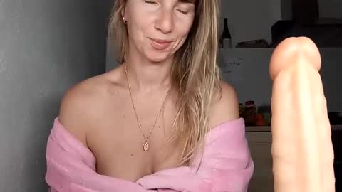 Verona online show from May 29, 2:53 am