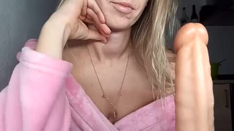 Verona online show from June 11, 2:53 am