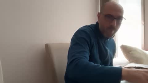 Snapshot of sexualman1900 chatting on April 9, 10:09 am sexualman1900 online show from April 9, 10:09 am