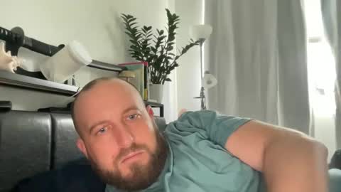 sexxfreak21 online show from December 9, 7:29 pm