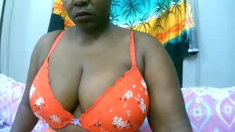 sexxi_ebony online show from December 23, 3:48 am