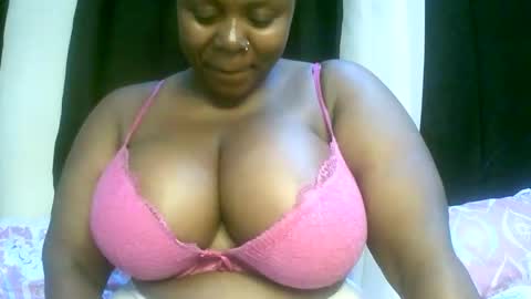 sexxi_ebony online show from April 27, 6:28 pm