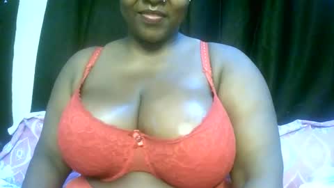 sexxi_ebony online show from May 2, 7:35 am