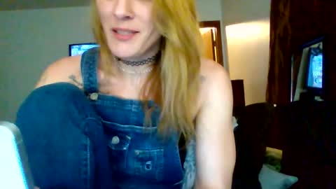 Leeah CloudZzz online show from March 7, 10:23 am