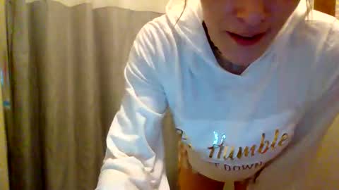 Leeah CloudZzz online show from March 11, 11:27 am