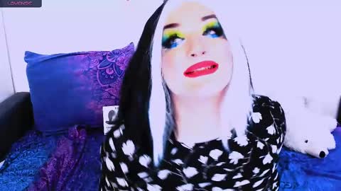 Snapshot of sexxx_queen chatting on December 27, 11:06 am sexxx_queen online show from December 27, 11:06 am