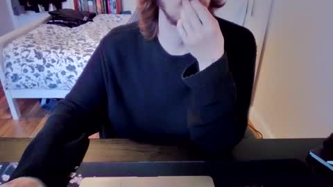 Snapshot of sexxxy_adam chatting on November 11, 11:10 am Adam online show from November 11, 11:10 am