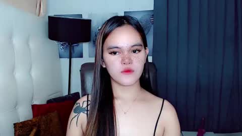 sexxxy_caroline online show from February 8, 11:55 am