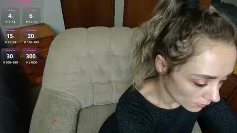 Snapshot of sexxxycrystali chatting on July 12, 5:15 pm sexxxycrystali online show from July 12, 5:15 pm