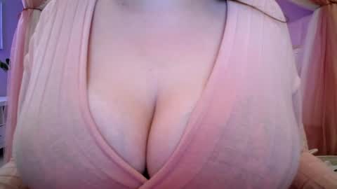 Snapshot of sexxxyprincess chatting on June 11, 2:00 am Princess online show from June 11, 2:00 am